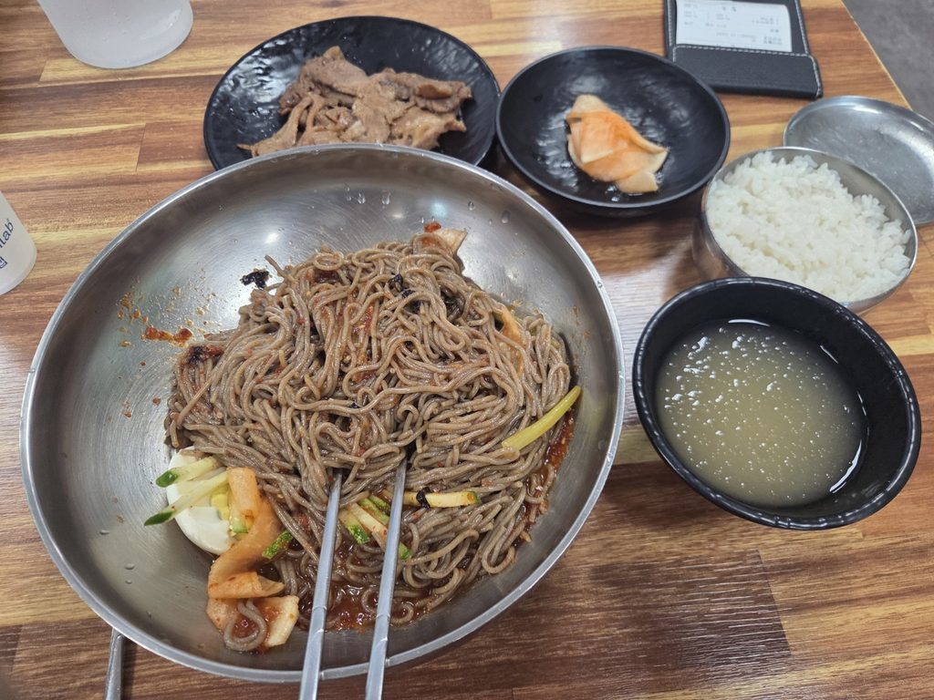 논산 탑정호 맛집 비빔막국수 숯불고기