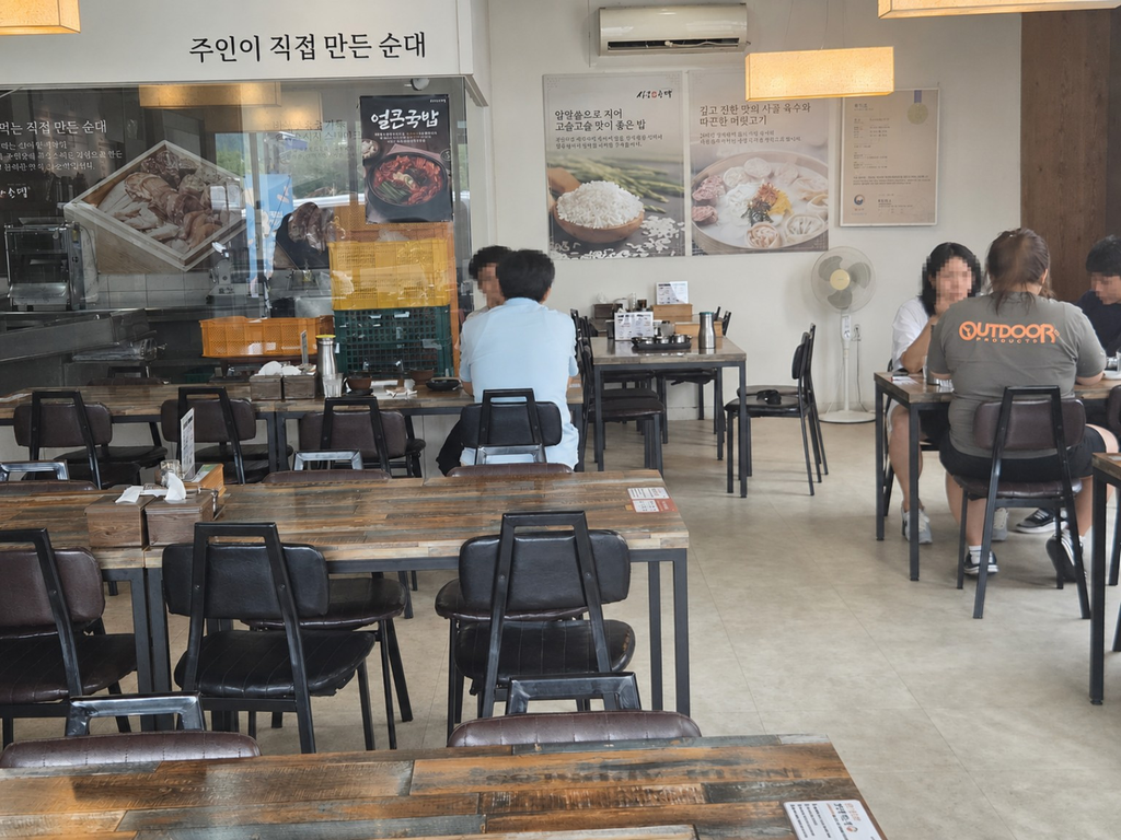시골참순대 도안직영점 매장 내부